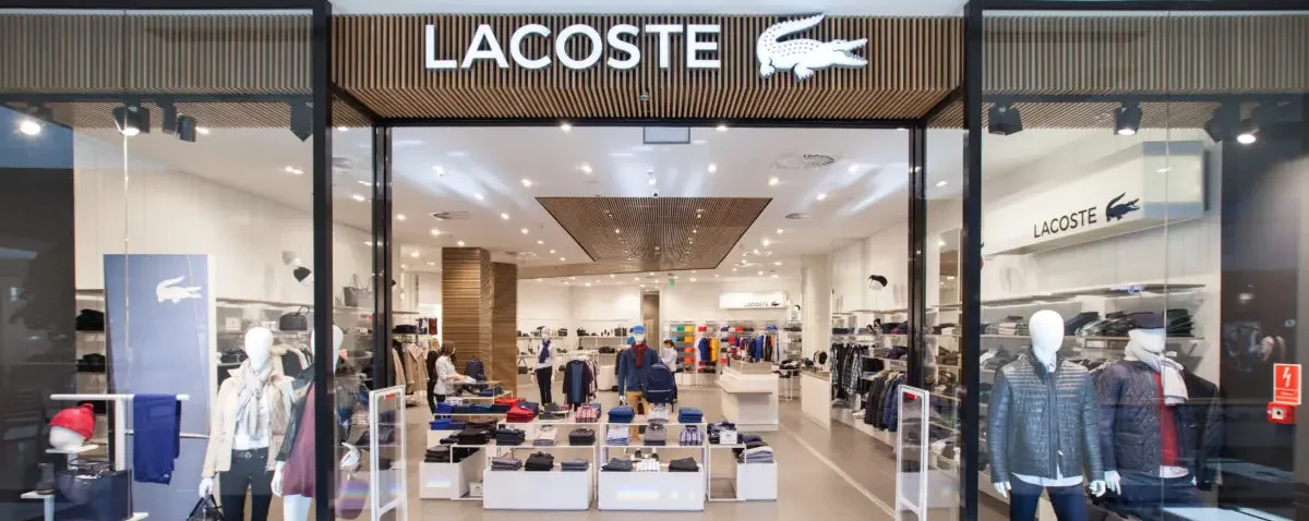 wnętrze Lacoste