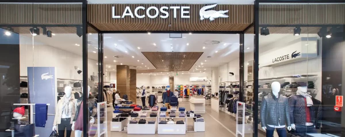 wnętrze Lacoste